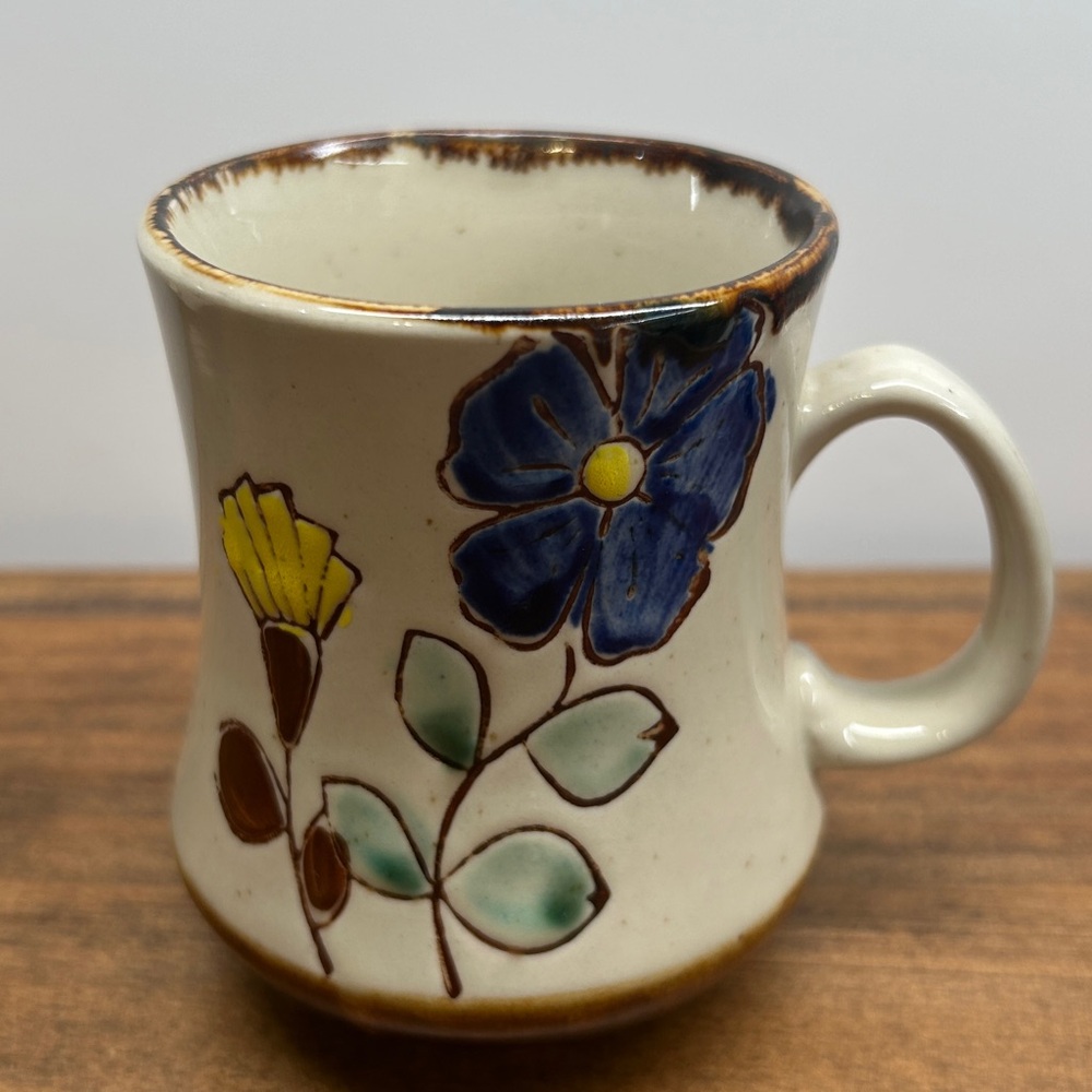 Vintage Retro Stoneware Glazed Mugs With Floral Motif Set Of 4 Made In Korea - Picture 6 of 16